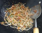 Foto langkah ke 4 dari resep Mie Sagu Goreng Kering.