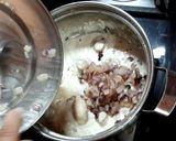 A picture of step 5 of Creamy Mushroom with Peri Peri Sauce.