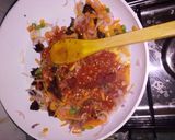 A picture of step 4 of Cabbage sauce.