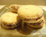 Foto del paso 4 de la receta: Alfajorcitos de maicena sin manteca