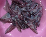 Foto langkah ke 1 dari resep Cumi Masak Hitam.