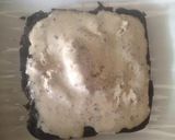 A picture of step 3 of Oreo Brownie Ice cream Sandwich.