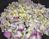 Foto del paso 2 de la receta Alcachofas de bote con jamón