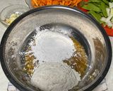 Foto langkah ke 2 dari resep Tuna Gortep Cah Sayur.