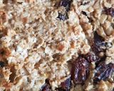A picture of step 6 of Healthy banana honey flapjack.