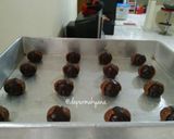 Foto langkah ke 3 dari resep Cookies Coklat Koko Crunch.
