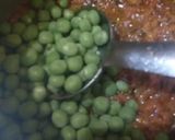 A picture of step 5 of Matar paneer.