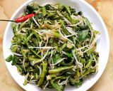 Hình bước làm 2 của món Nộm rau muống