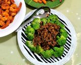 Foto langkah ke 4 dari resep Brokoli Daging Cincang.