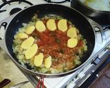 Foto del paso 3 de la receta: Pescado con papas y salsa