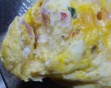 Foto del paso 3 de la receta: Omelette en bolsa 🥚🧀