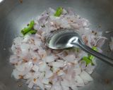 A picture of step 1 of Tomato onion chutney.
