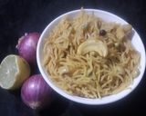चवळी मसालेभात (chavli masale bhaat recipe in marathi) रेसिपी स्टेप 4 फोटो 