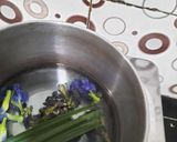 Foto langkah ke 3 dari resep Sirup Bunga Telang.