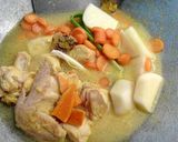 Foto langkah ke 4 dari resep Sup Ayam Kuning (Soup ayam kunyit).
