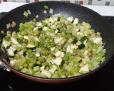Foto del paso 2 de la receta: Emperador con verduras en leche