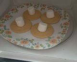 Foto del paso 1 de la receta: Galleta rellena de malvavisco 4 ingredientes