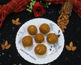 A picture of step 3 of Besan Ladoo.