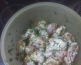 Foto del paso 1 de la receta: Muslitos de pollo al ajillo al horno con papas fritas