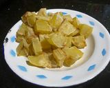Foto langkah ke 1 dari resep Tumis kentang maling.