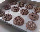 Foto langkah ke 8 dari resep Chococrunch Cookies.