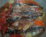 Foto langkah ke 3 dari resep Ikan Salem Kuah Asam.