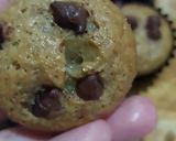 Gambar langkah 8 resipi Mini banana chip cupcakes.