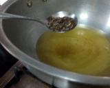 A picture of step 5 of Mong ki dal ka halwa.