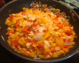 Foto del paso 2 de la receta: Macarrones con pisto de verduras y crujiente de queso