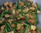 Foto langkah ke 3 dari resep Oseng kacang panjang + tempe.