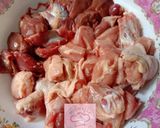 Foto langkah ke 1 dari resep Ayam Kentang Masak Lada Hitam.