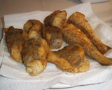Foto del paso 8 de la receta: Pescadilla frita con harina