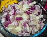 A picture of step 1 of Classic French Onion Soup.