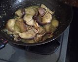 Foto langkah ke 3 dari resep Tumis Terong.