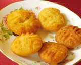 A picture of step 5 of Moong dal gulab jamun.