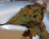 A picture of step 2 of Palak ke pakory.