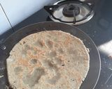 पिठलं भाकरी(Pitla bajre ki bhakri recipe in Hindi) रेसिपी चरण 4 फोटो