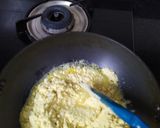 A picture of step 4 of Besan Burfi.