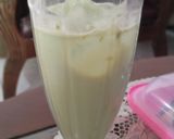 Foto langkah ke 3 dari resep Es green tea latte.