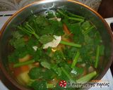 A picture of step 2 of Fish soup.