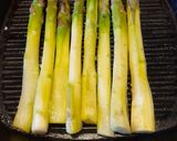 A picture of step 3 of Skrey, asparagus and risotto.