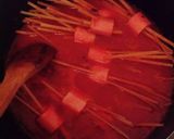 Foto del paso 4 de la receta: Bocaditos de salchichas y fideos