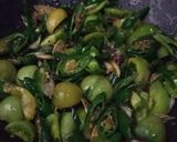 Foto langkah ke 3 dari resep Iwak Pindang Cabe Ijo.