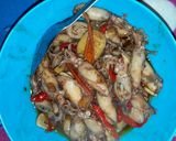 Foto langkah ke 4 dari resep Cumi asin Asam manis.