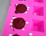 Foto del paso 3 de la receta: Tacón de Chocolate con Bombones Rellenos