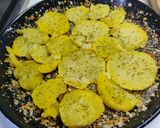 Foto del passaggio 2 della ricetta Patate alla pizzaiola