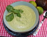 Foto del paso 5 de la receta Crema de aguacate y berros al aroma de lima
