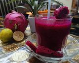 A picture of step 3 of Dragon fruit juice.