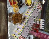 A picture of step 4 of Ramadan calendar theme cake.