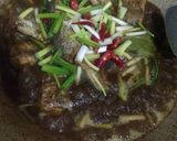 Foto langkah ke 4 dari resep Rawon Tenggiri.